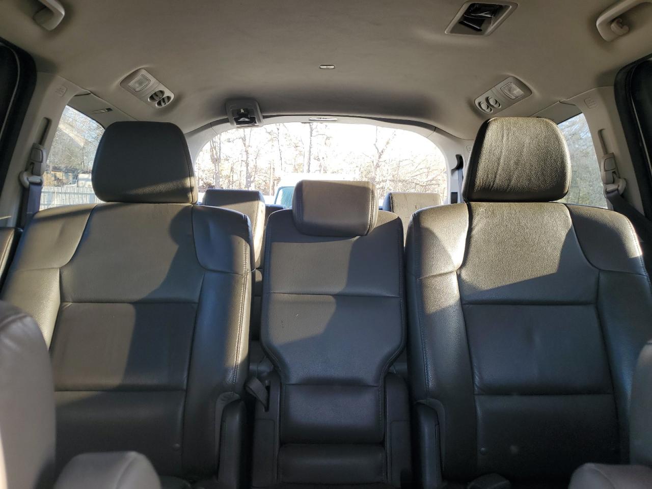2014 Honda Odyssey - Image 10