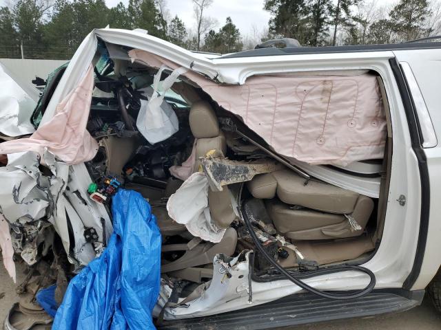 Паркетники CHEVROLET SUBURBAN 2016 Белый