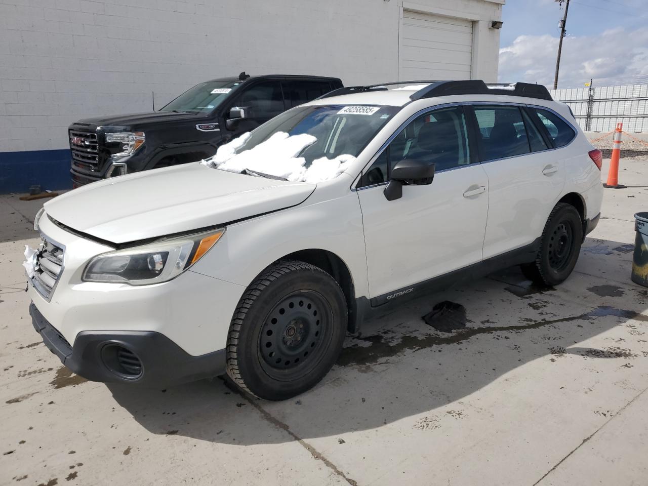 2015 Subaru Outback - Image 1