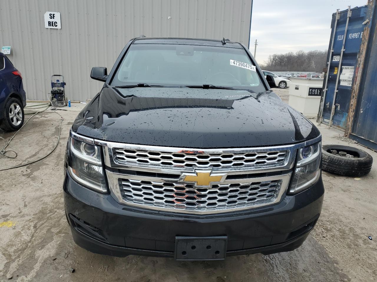 2015 Chevrolet Suburban - Image 5