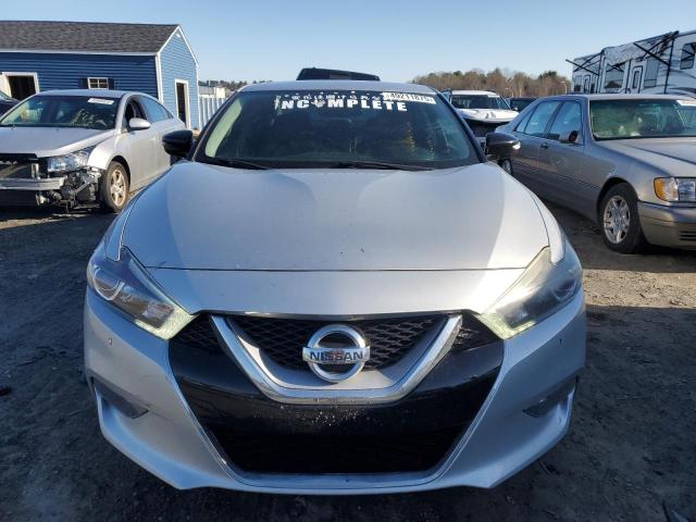  NISSAN MAXIMA 2017 Сріблястий