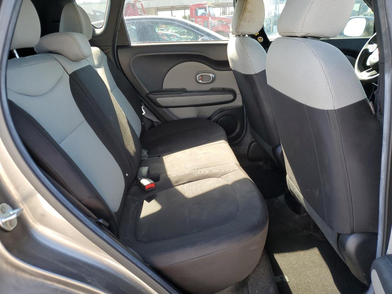 2016 Kia Soul - Image 11
