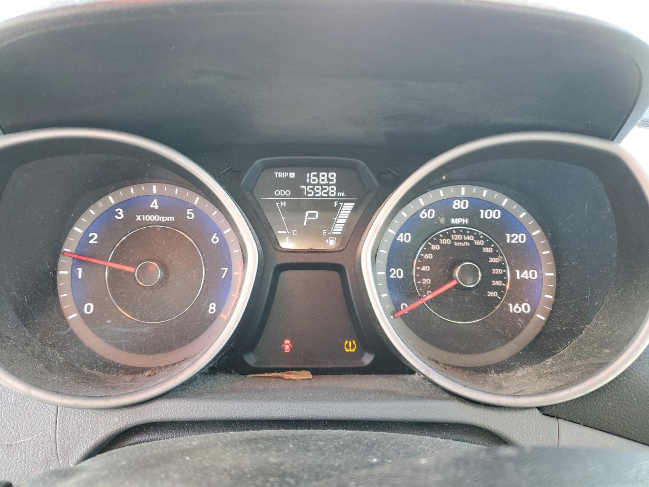 2013 Hyundai Elantra - Image 9