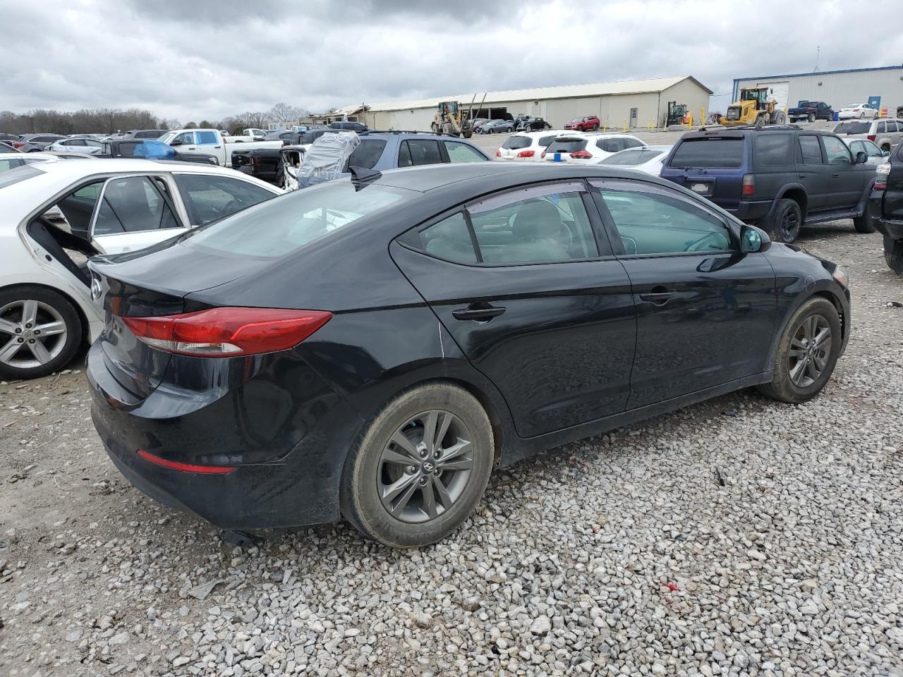 2017 Hyundai Elantra - Image 3