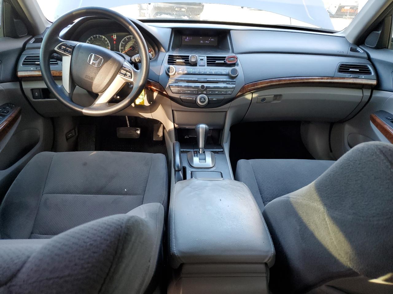 2011 Honda Accord - Image 8