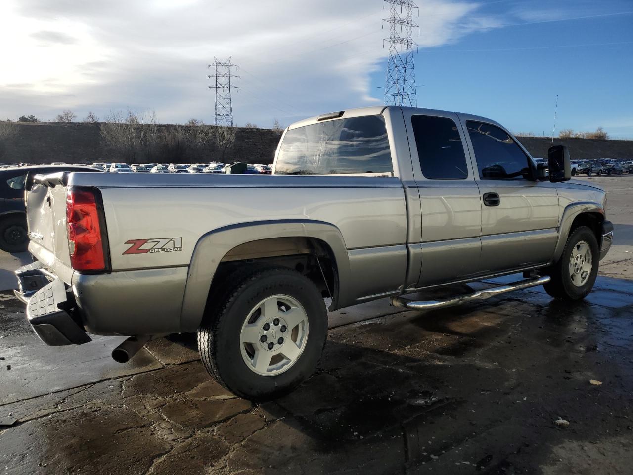 2006 Chevrolet Silverado - Image 3