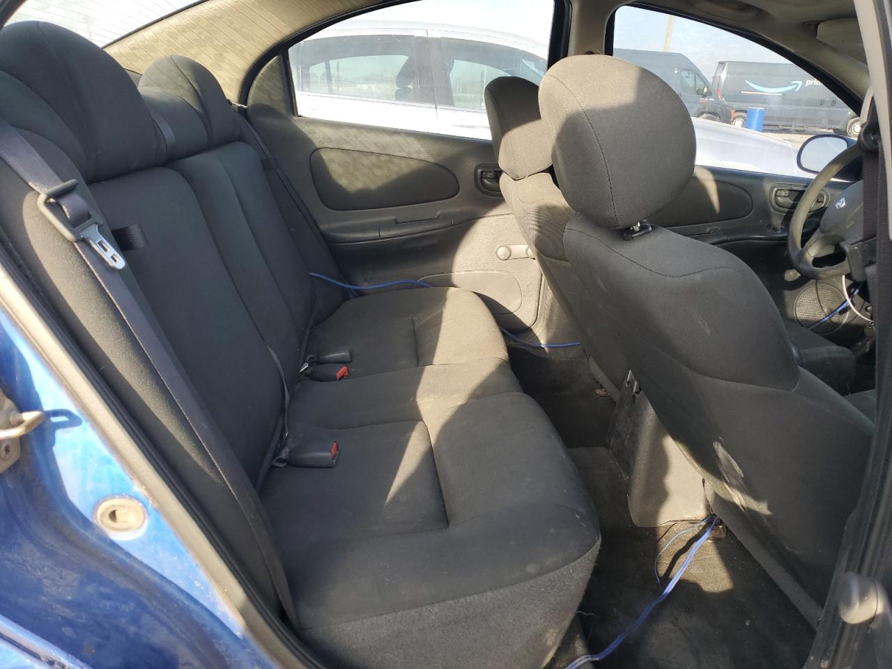 2005 Dodge Neon - Image 10