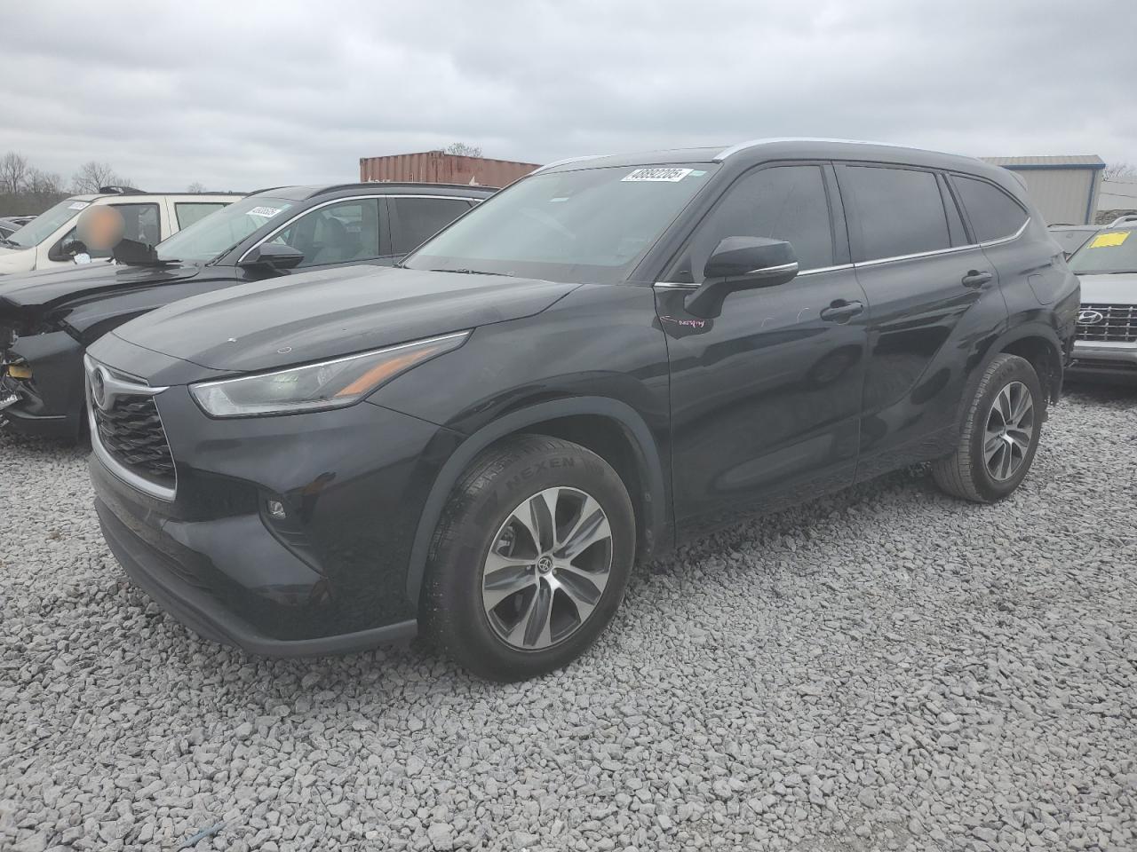 2021 Toyota Highlander - Image 1