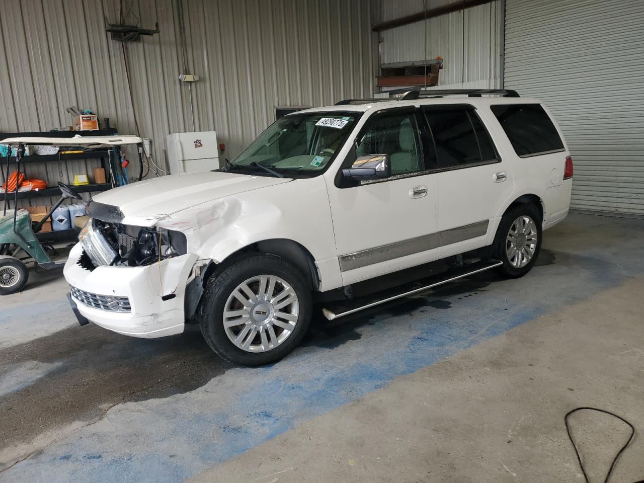2014 Lincoln Navigator for Sale in New Orleans, LA - Front End