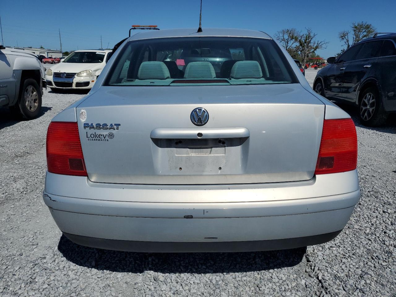 2001 Volkswagen Passat - Image 6