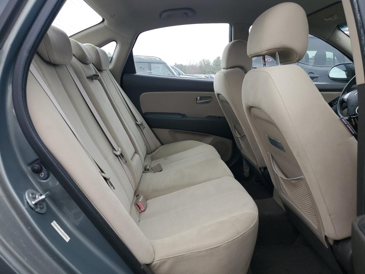 2009 Hyundai Elantra - Image 10