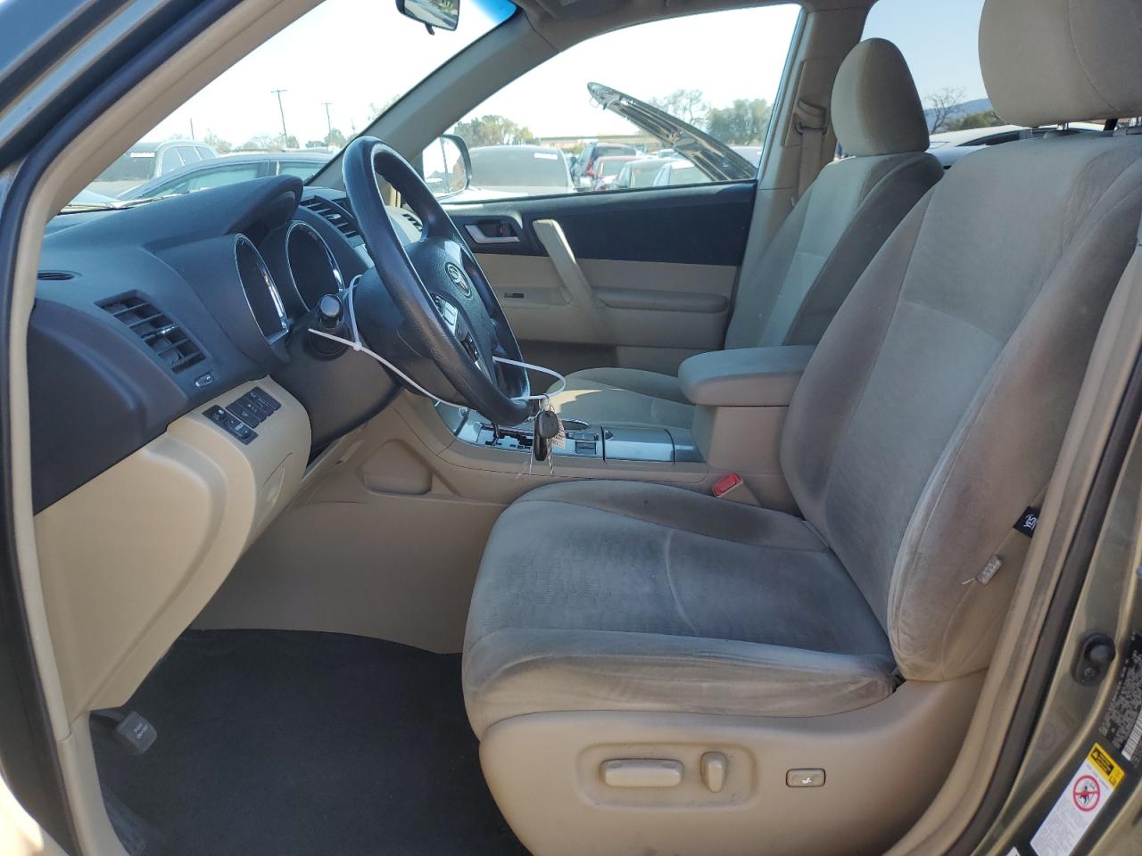 2013 Toyota Highlander - Image 7