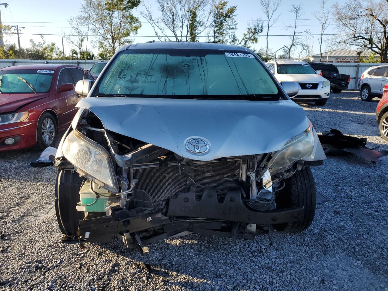 2011 Toyota Sienna - Image 5