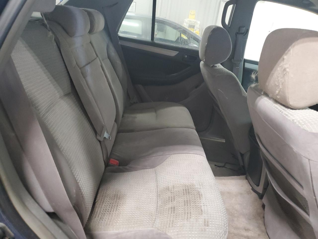 2005 Toyota 4Runner - Image 11