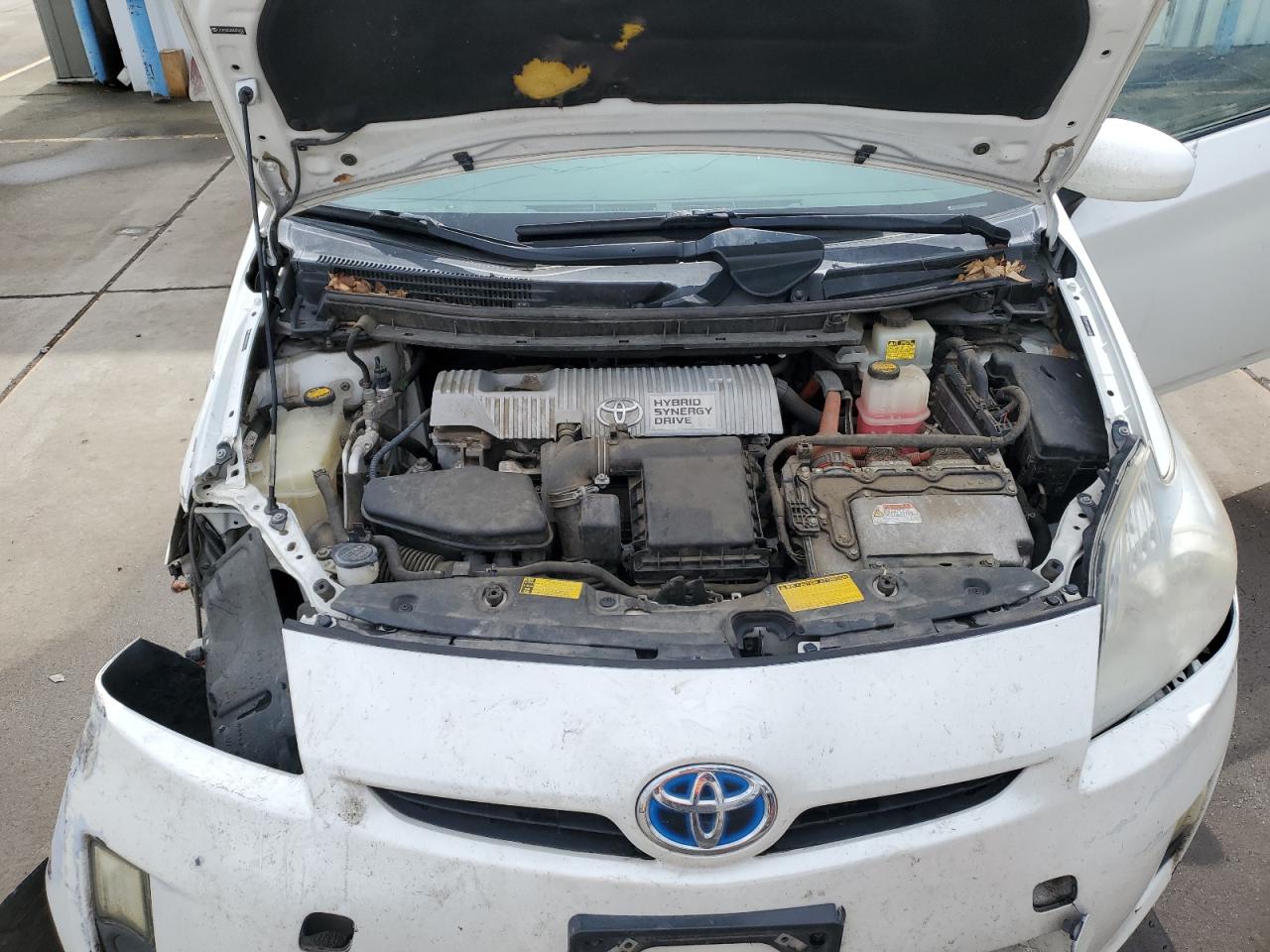 2010 Toyota Prius - Image 11