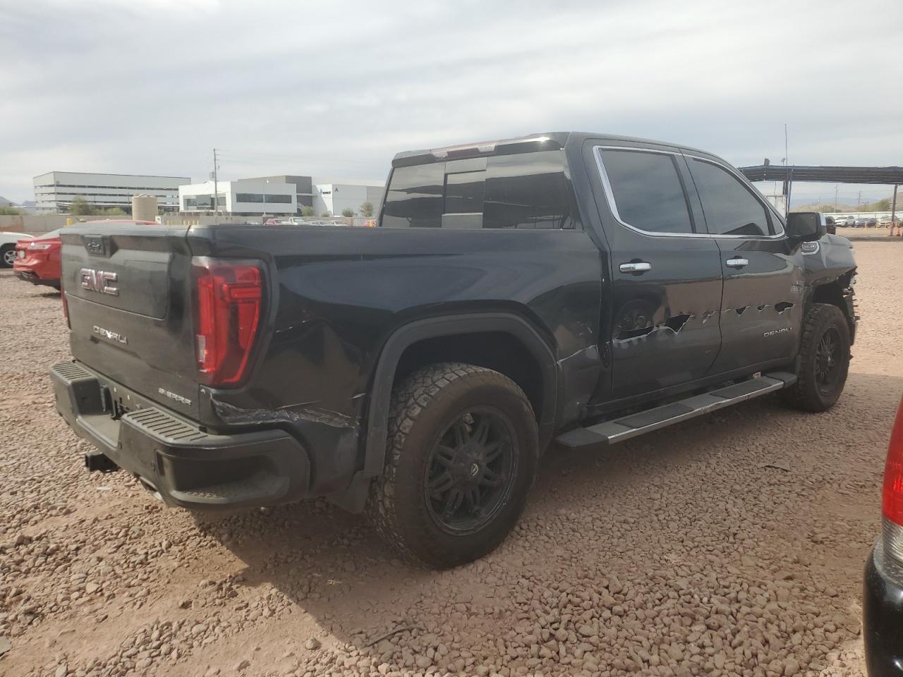 2022 GMC Sierra - Image 3