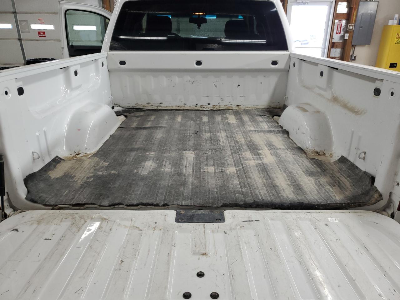 2013 Chevrolet Silverado - Image 6