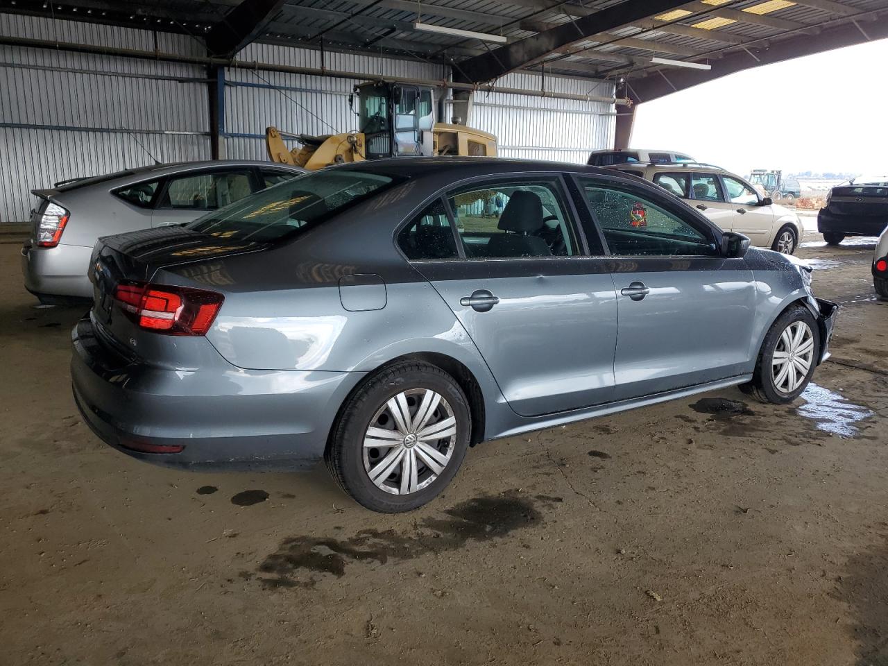 2017 Volkswagen Jetta - Image 3