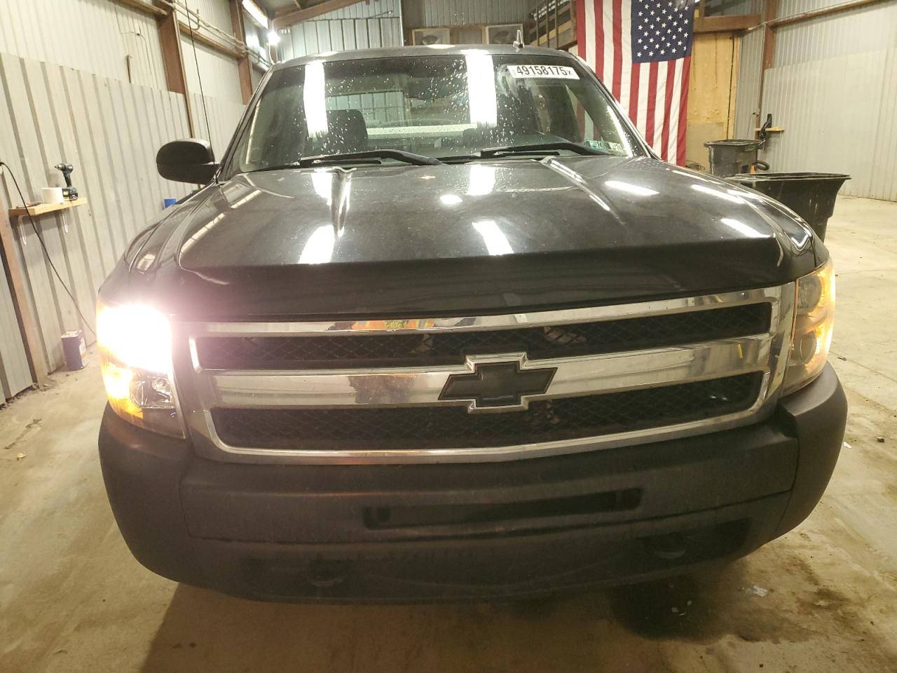 2010 Chevrolet Silverado - Image 5