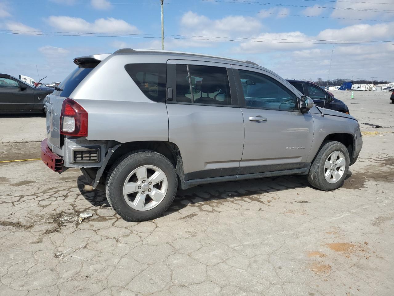 2017 Jeep Compass - Image 3