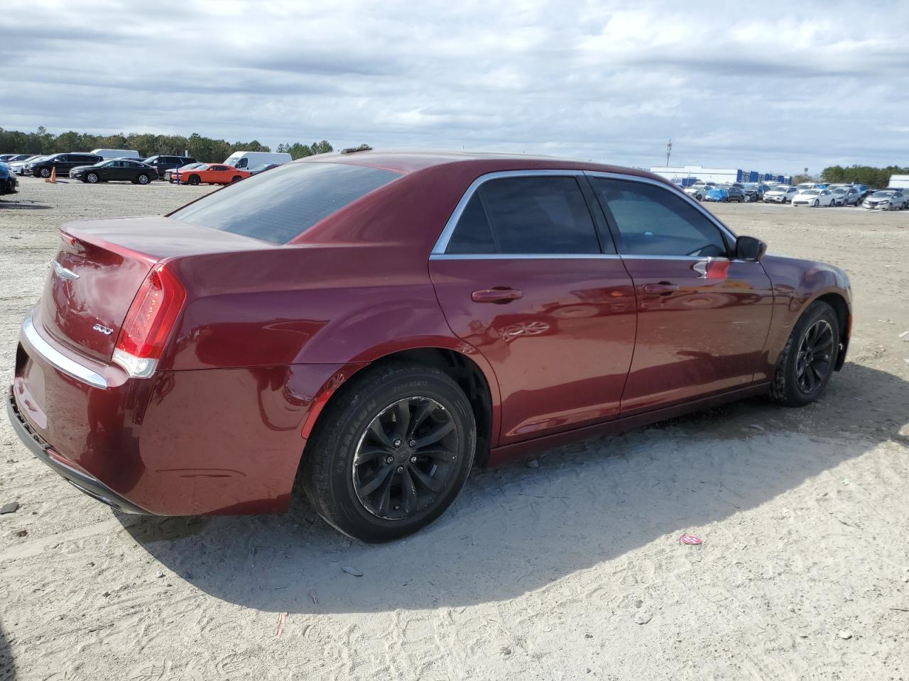 2016 Chrysler 300 - Image 3