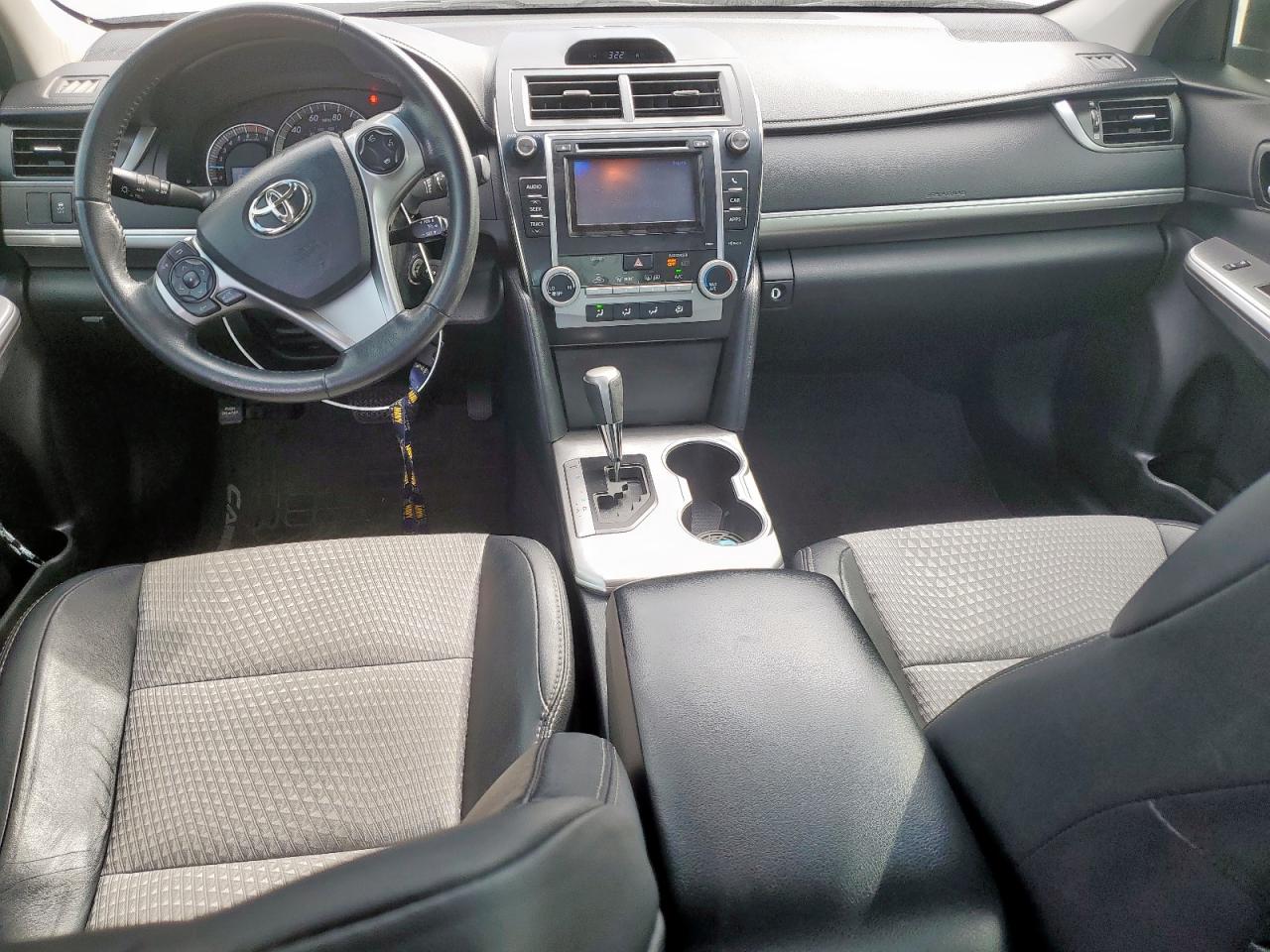 2012 Toyota Camry - Image 8