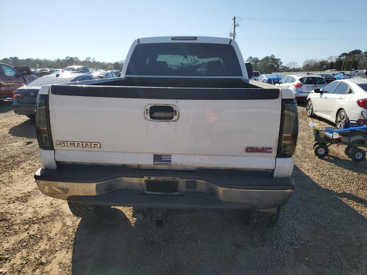 2005 GMC Sierra - Image 6