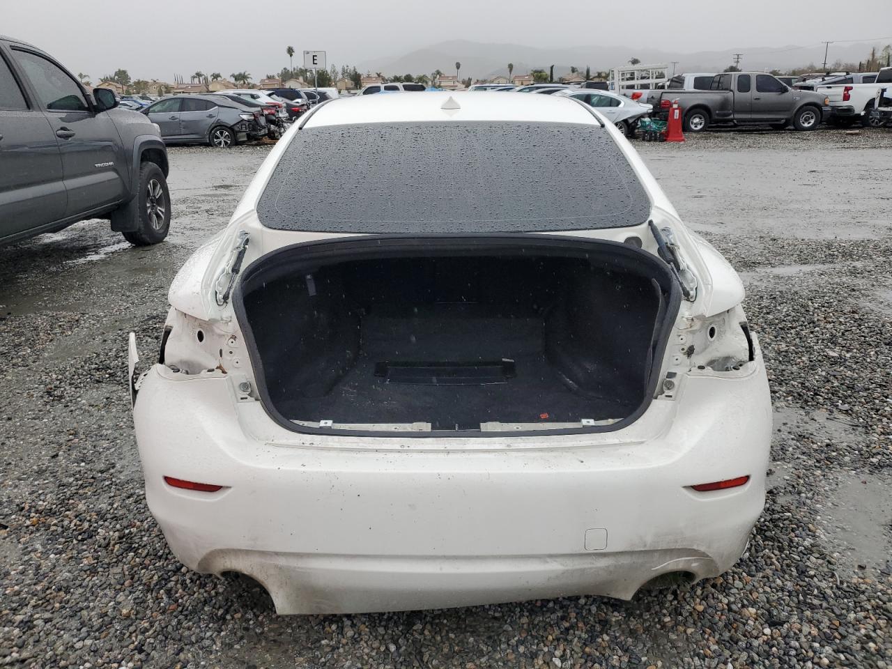 2017 Infiniti Q50 - Image 6