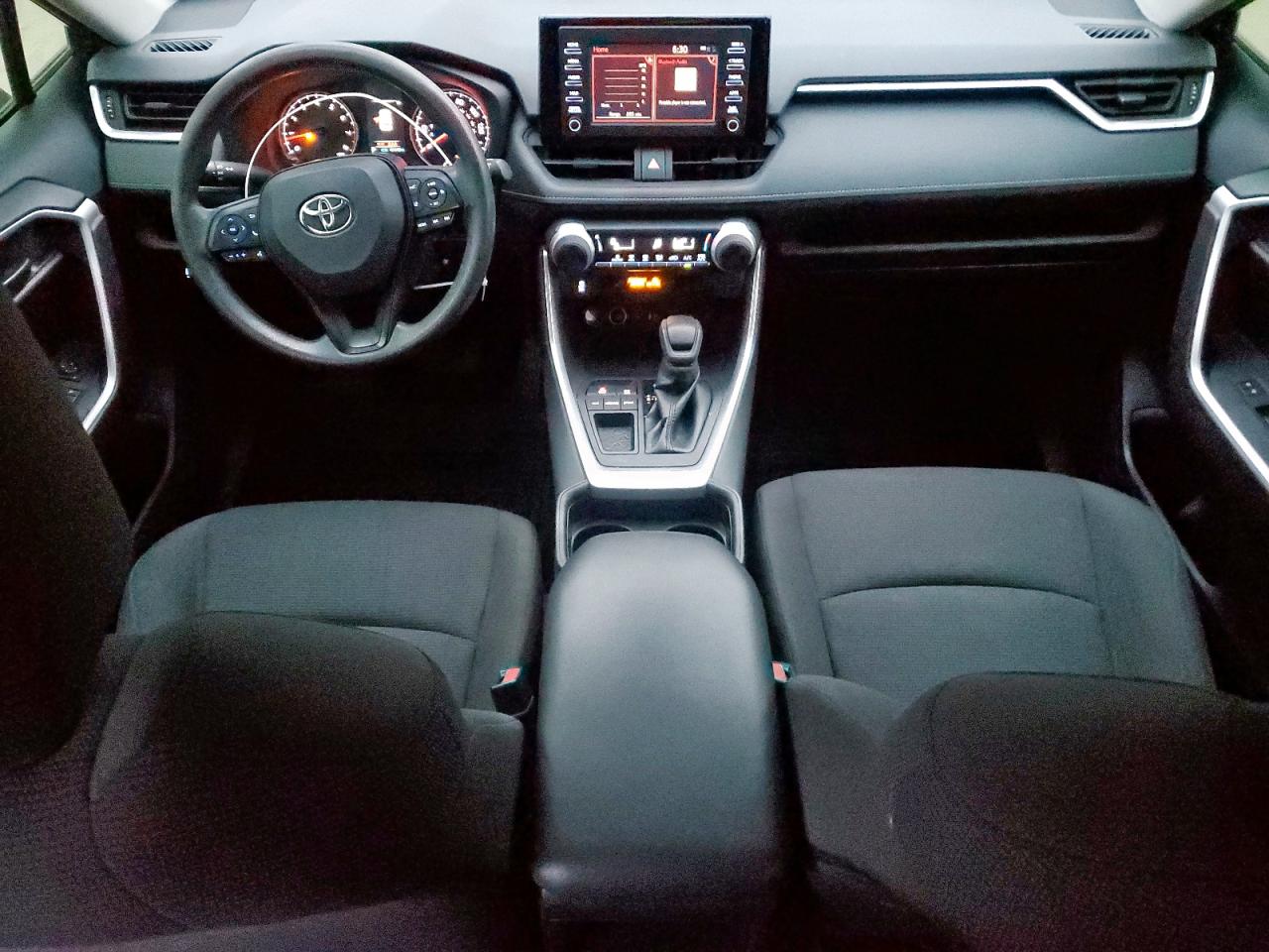 2019 Toyota RAV 4 - Image 8
