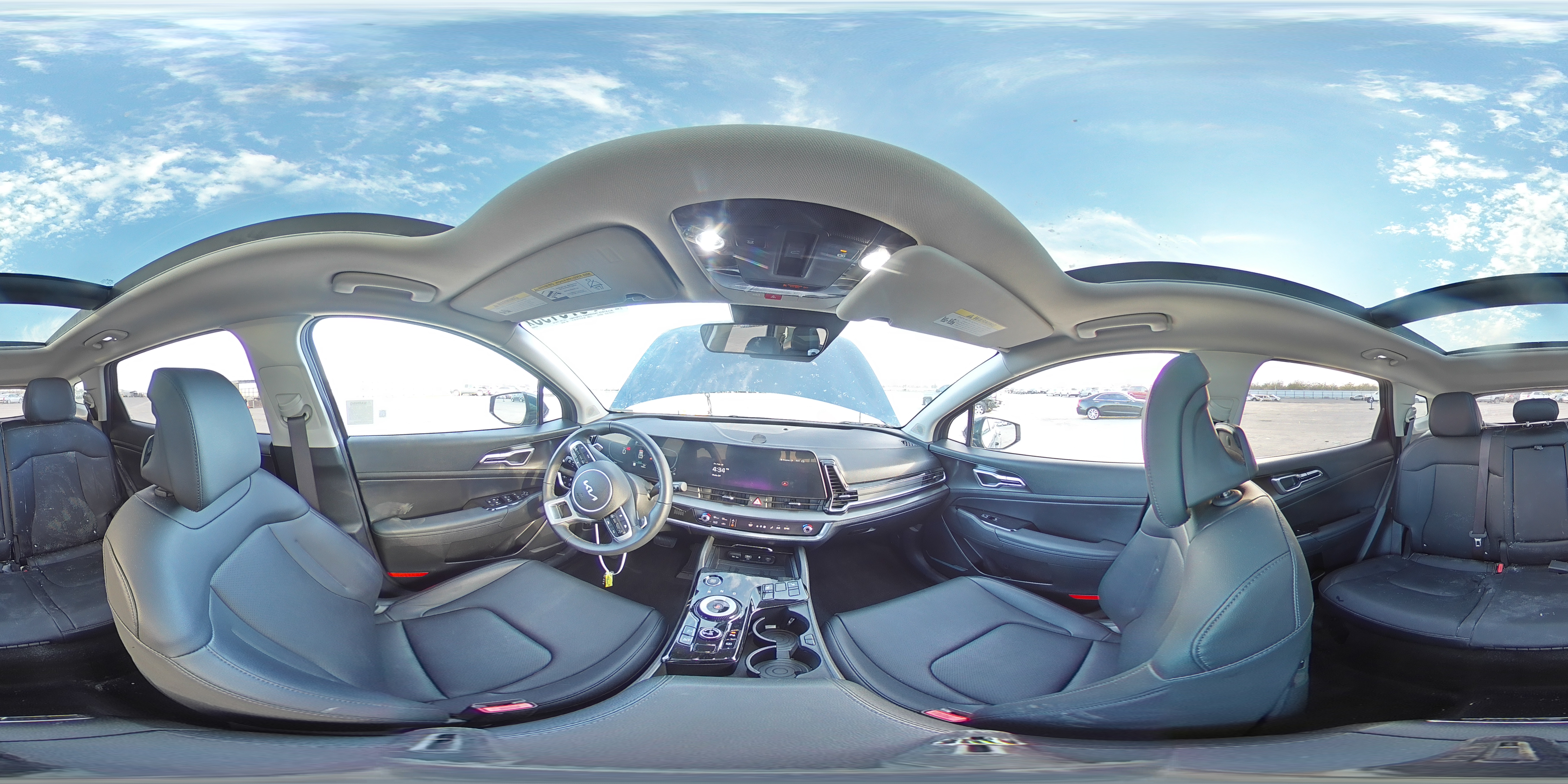 2024 Kia Sportage - Image 13