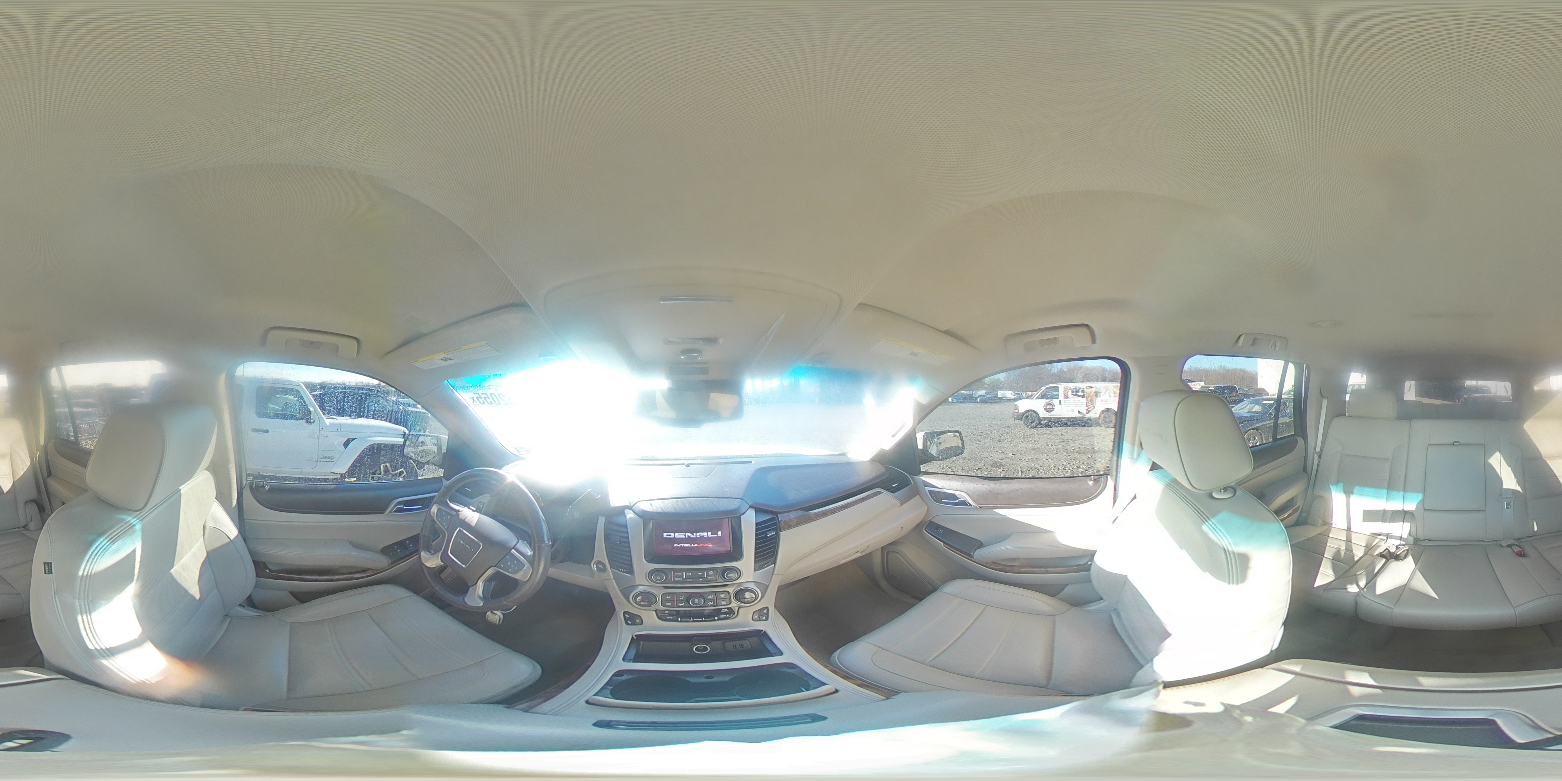2015 GMC Yukon - Image 15