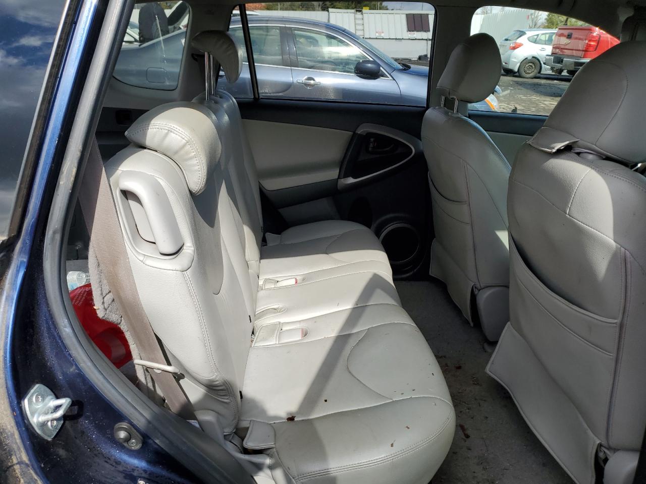 2007 Toyota RAV 4 - Image 12