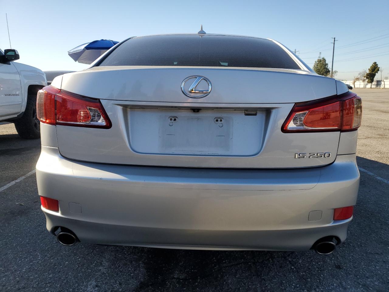2012 Lexus IS - Image 6