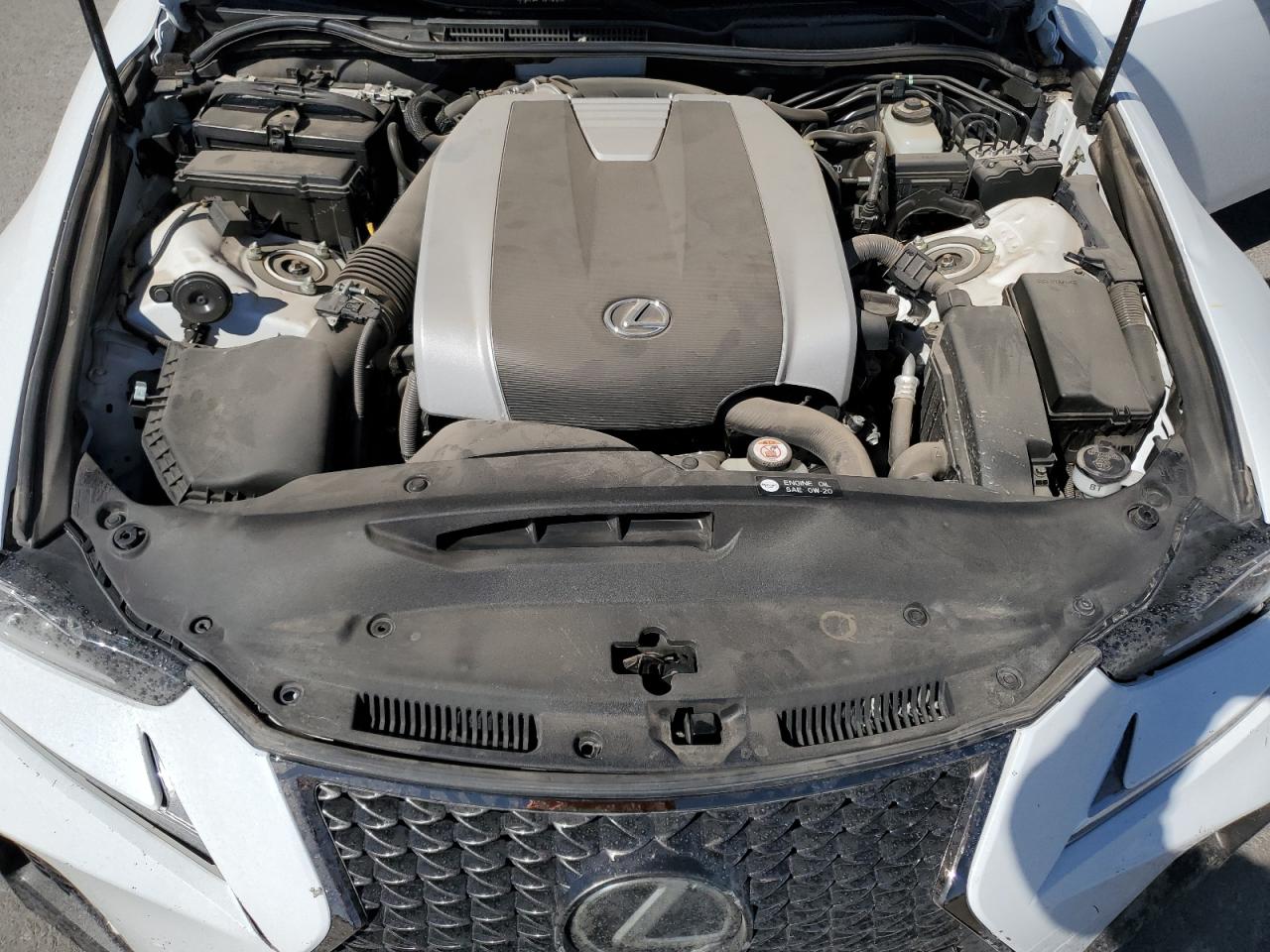 2019 Lexus IS - Image 11