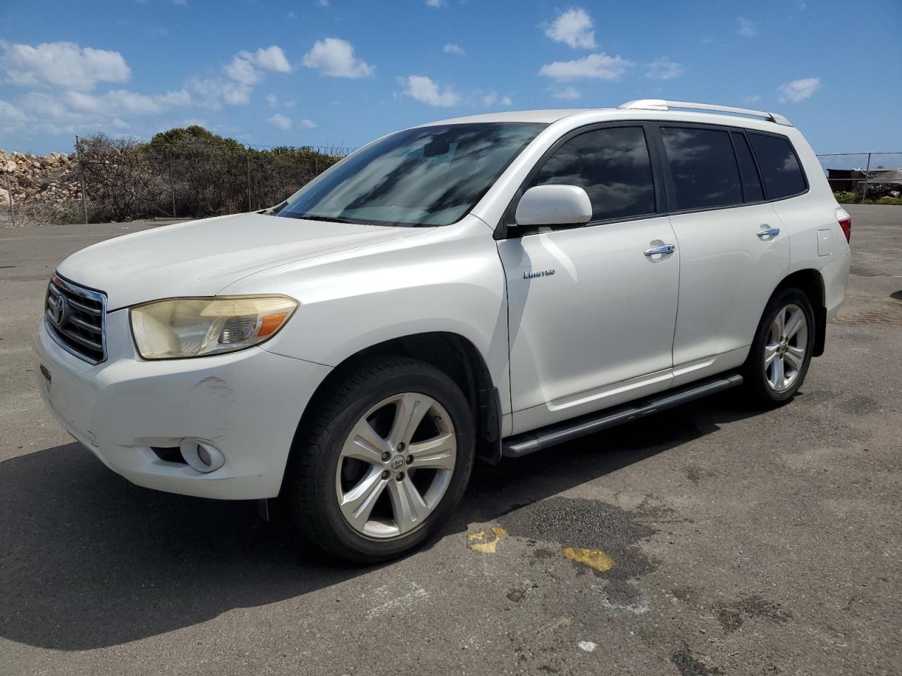 2008 Toyota Highlander - Image 1