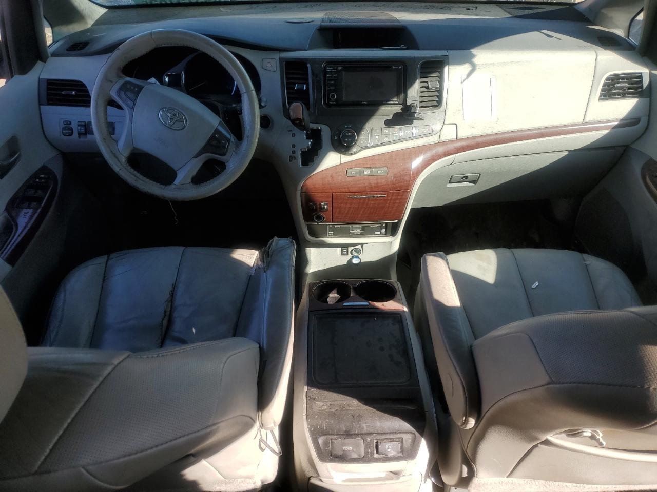 TOYOTA All Models 2013 VIN 5TDYK3DC2DS328395 фото 8