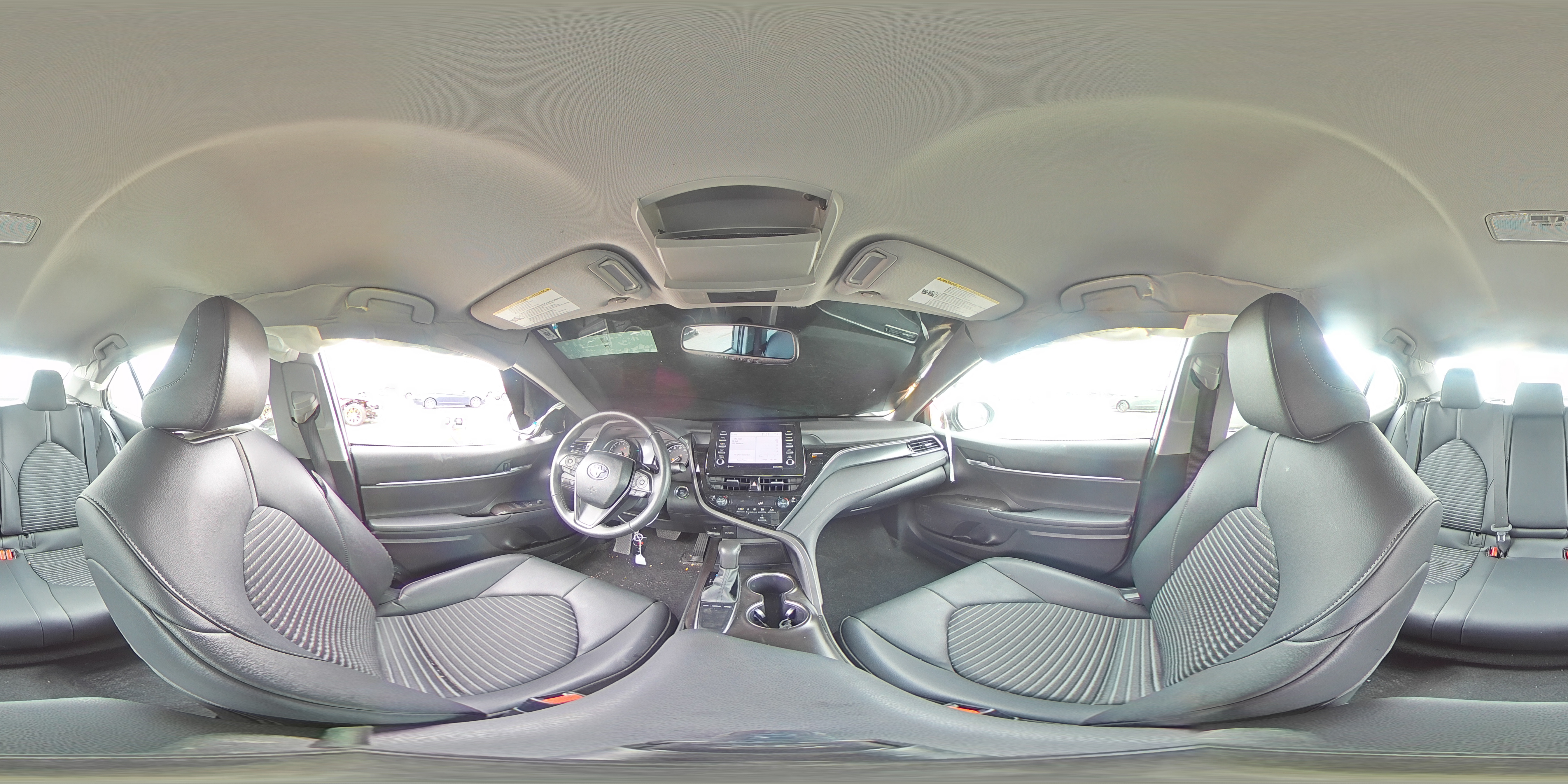 2023 Toyota Camry - Image 13