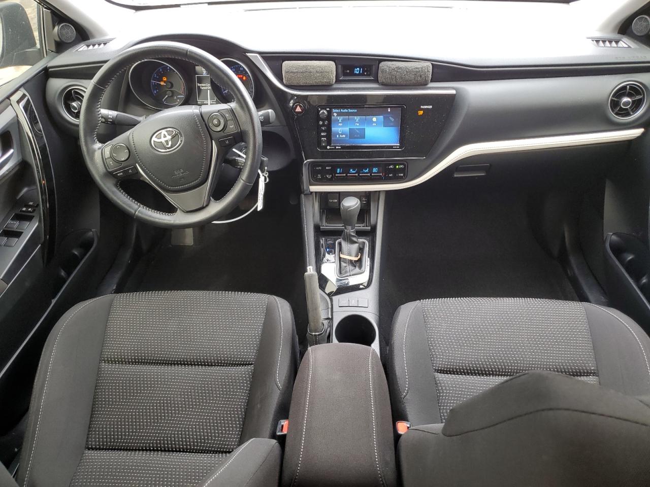 2018 Toyota Corolla - Image 8