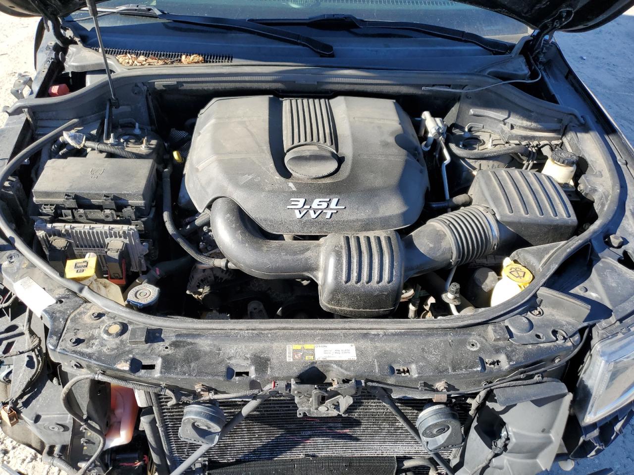 2014 Jeep Grand Cherokee - Image 11