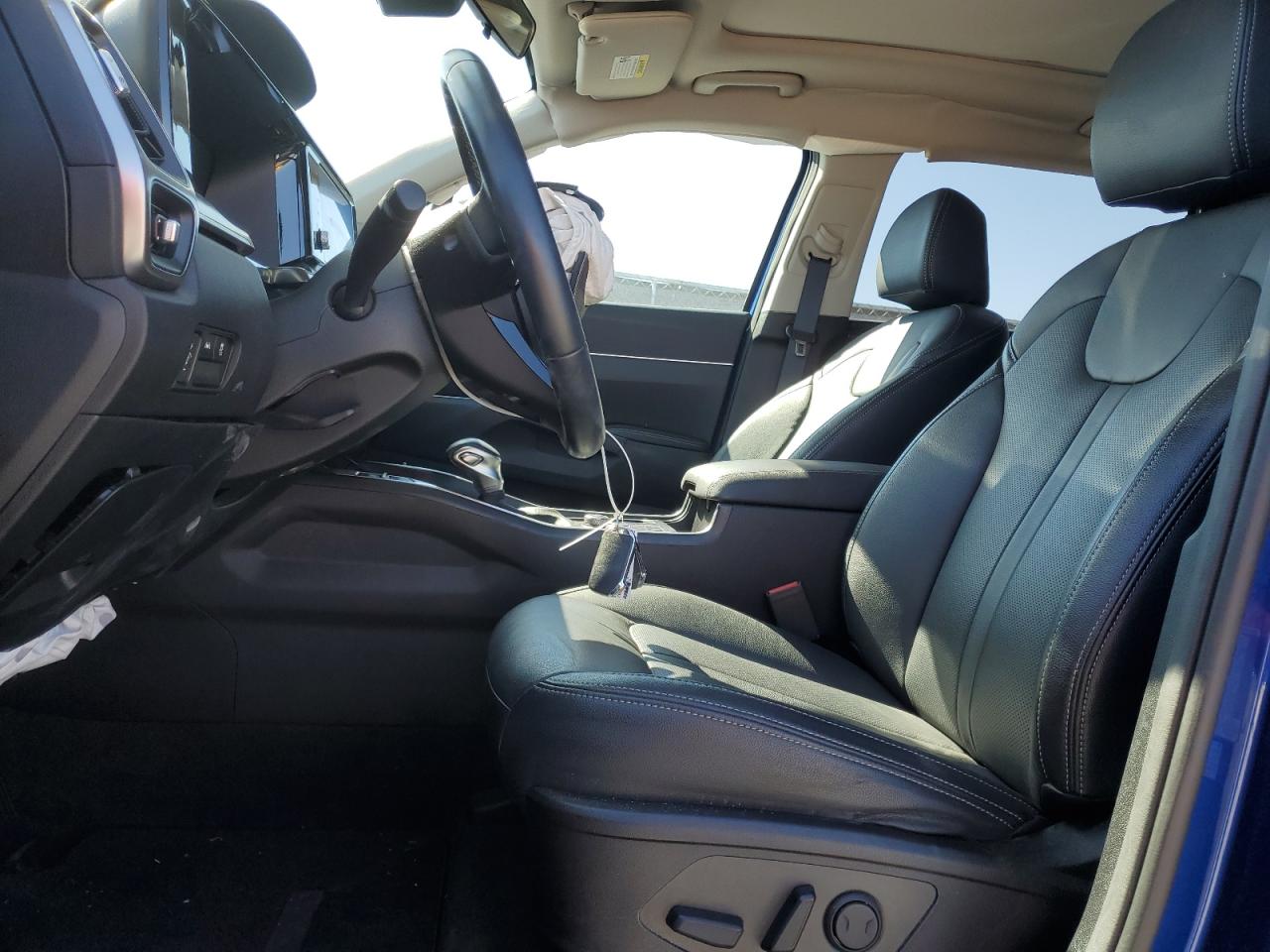 2023 Kia Sorento - Image 7