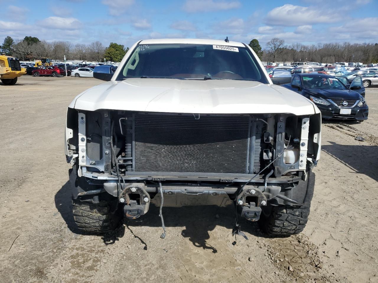 2014 Chevrolet Silverado - Image 5