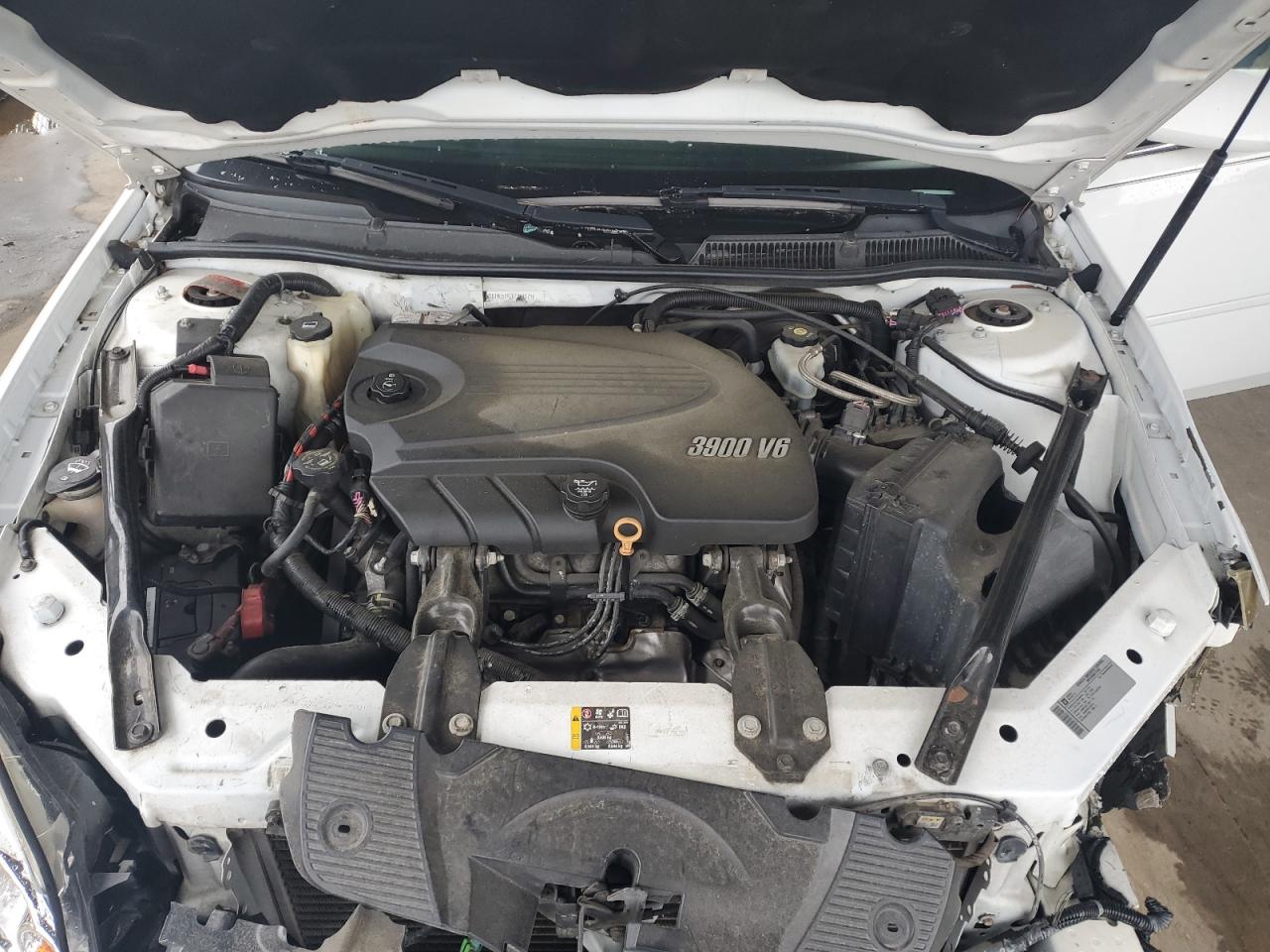 2011 Chevrolet Impala - Image 11