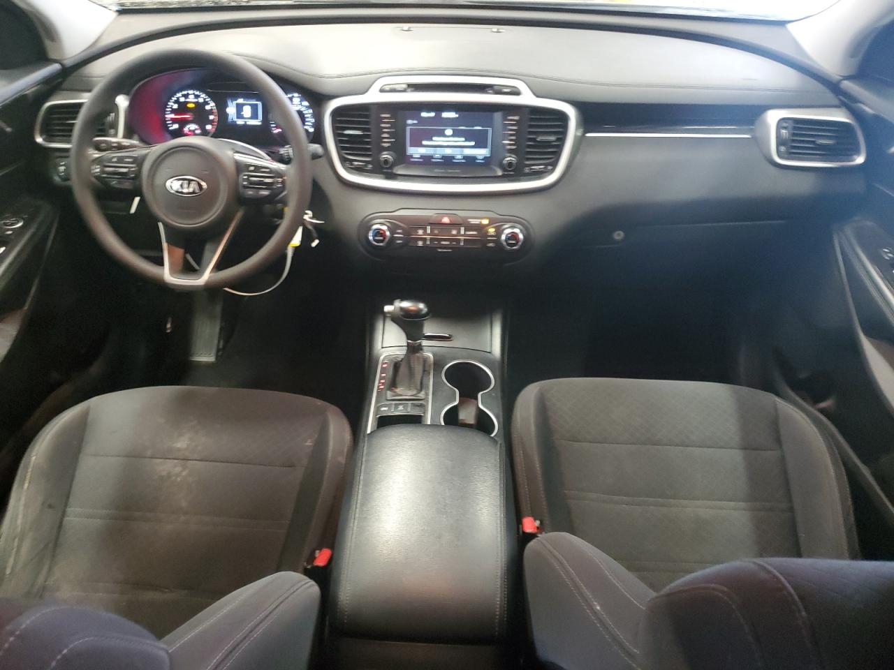 2018 Kia Sorento - Image 8