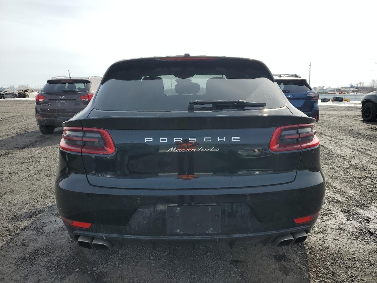 2015 Porsche Macan - Image 6