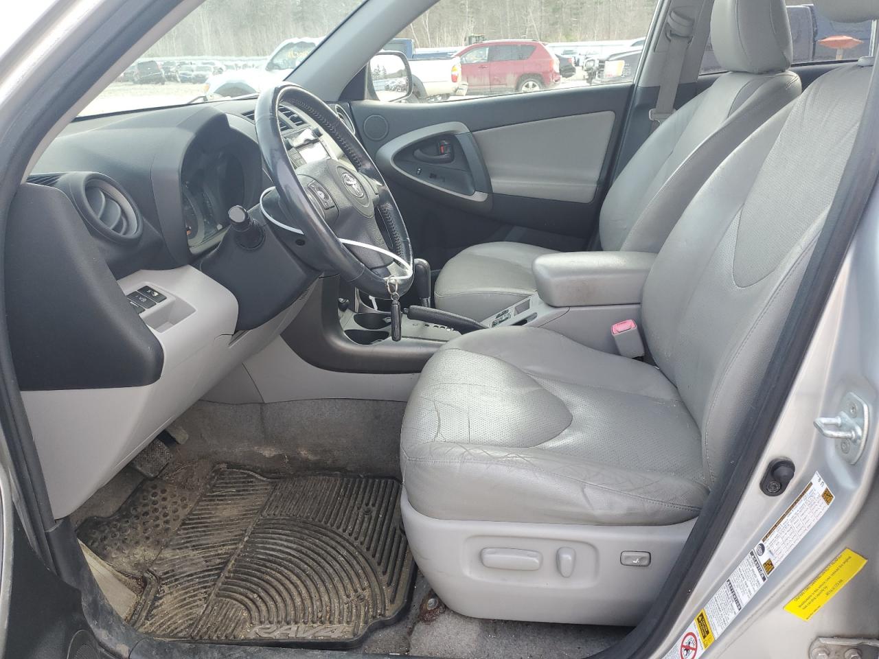 2009 Toyota RAV 4 - Image 7