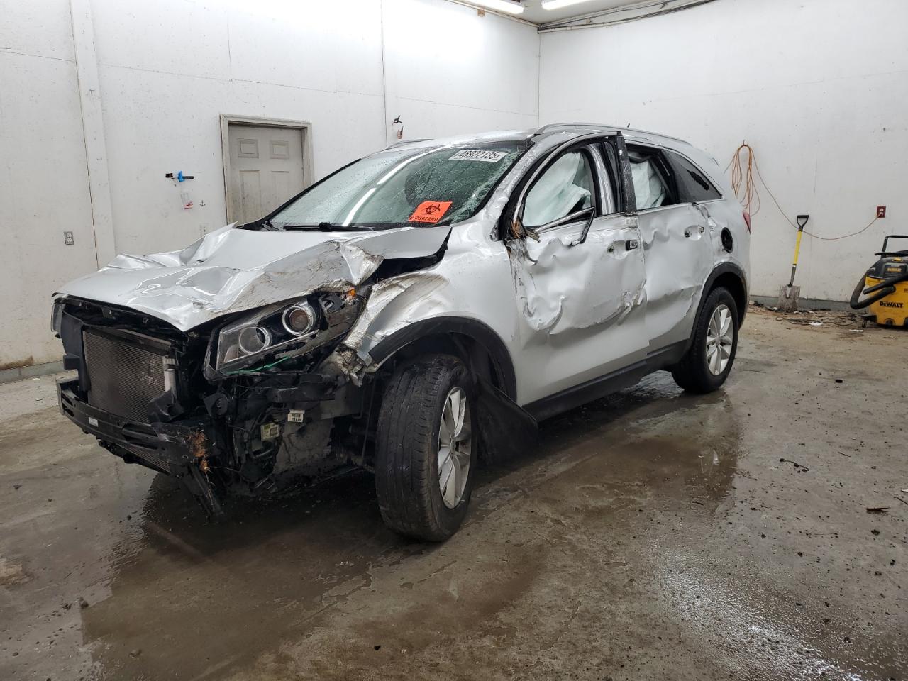 2017 Kia Sorento - Image 1