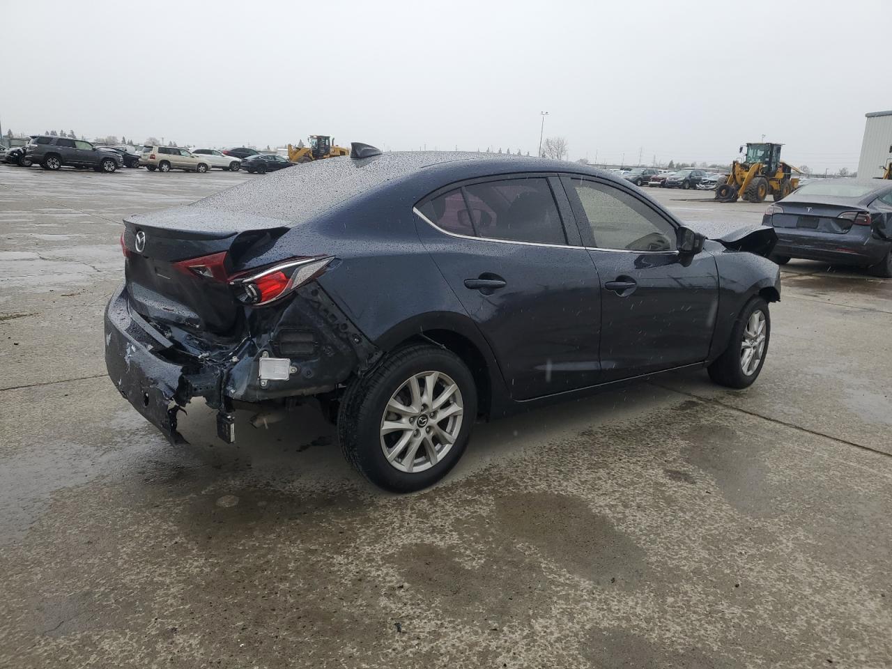 2014 Mazda 3 - Image 3