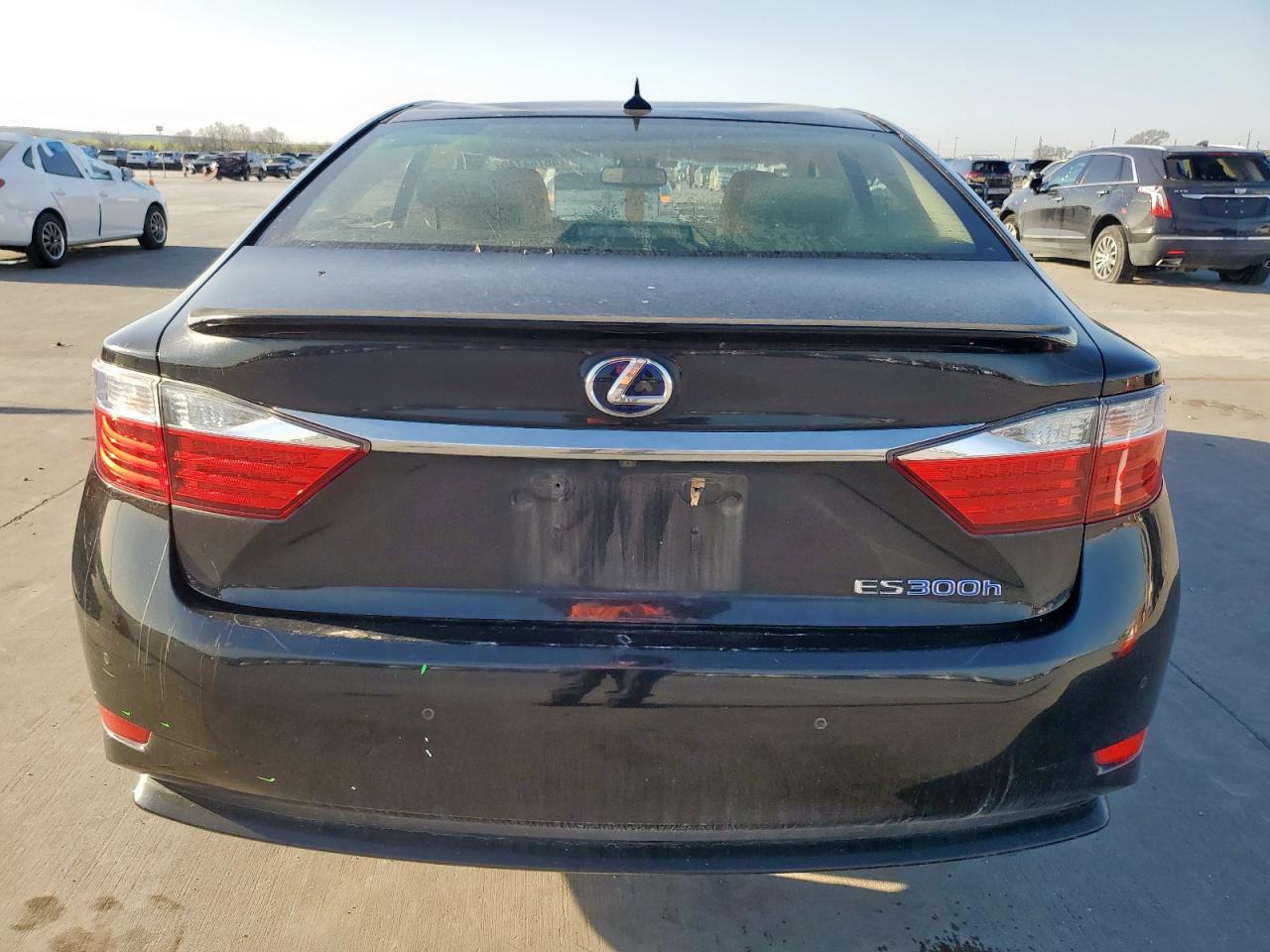 2014 Lexus ES - Image 6