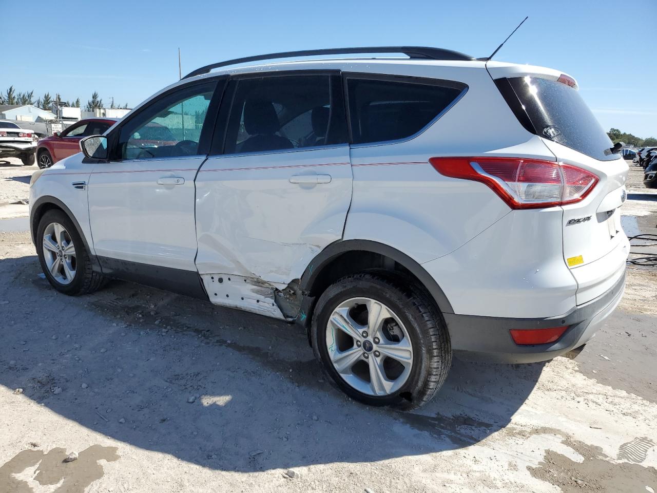 2015 Ford Escape - Image 2