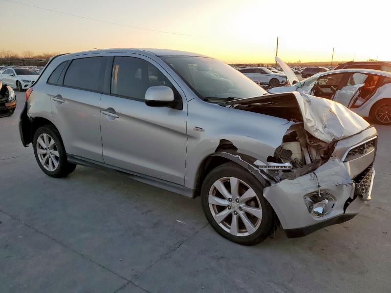 Parquets MITSUBISHI OUTLANDER 2014 Srebrny